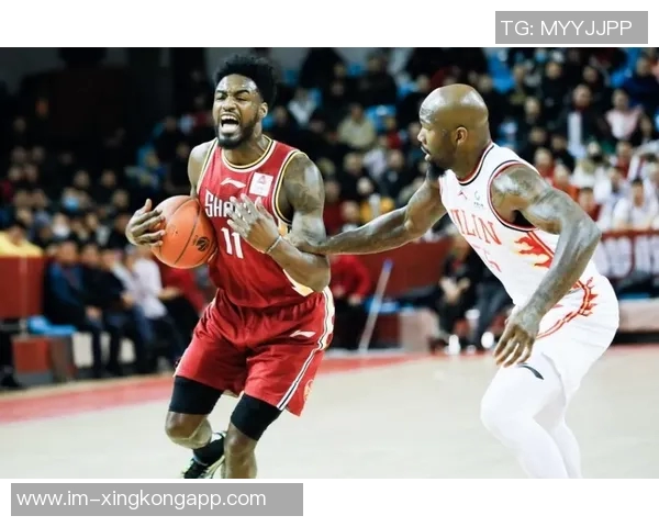 媒体人分析弗格状态对CBA表现的影响与伤病恢复的重要性