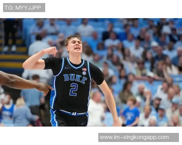 菜鸟球员弗拉格表现抢眼哈珀齐拉跨默默奉献克尼佩尔全能发挥助队取胜